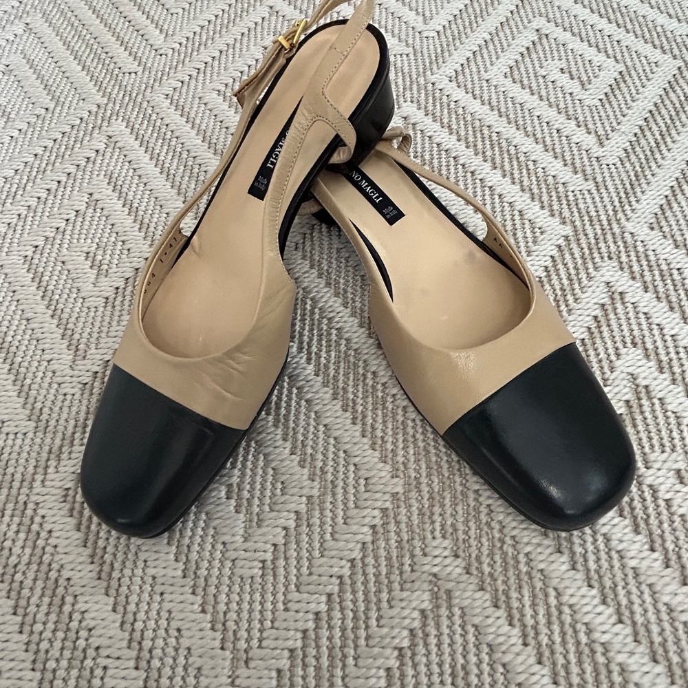 Bruno Magli, Two Toned Black and Tan ,  Leather Sling Backs. Size 7AA